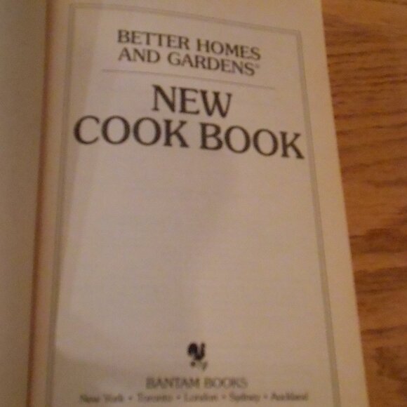 Better Homes & Gardens New Cookbook 10th Edition Paperback 1989 Bantam Books - Picture 5 of 5